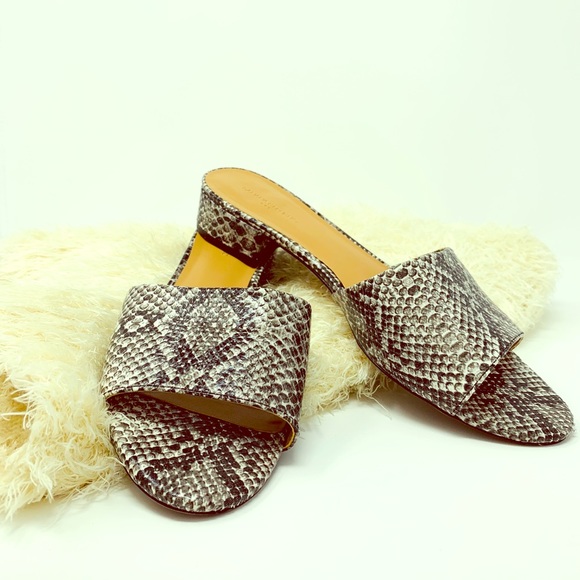 Banana Republic Shoes - 🌸 SOLD 🌸 Banana Republic | Snake Skin Sandals